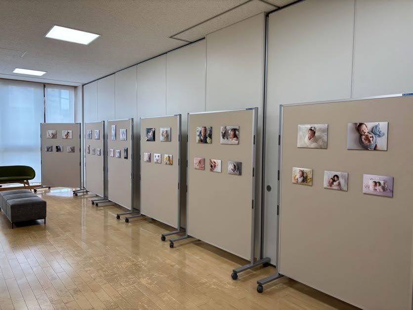 にこわ新小岩で開催した卒業生作品展の会場全景